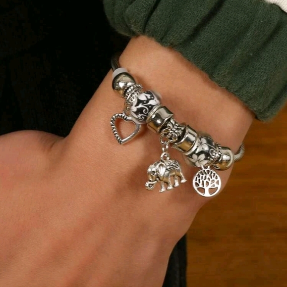 Elephant 🐘 Charm bracelet - Picture 5 of 5